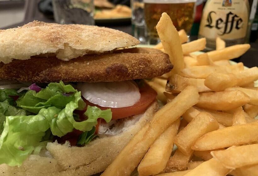 בית מלון כפרי Albergo Ristorante La Torretta