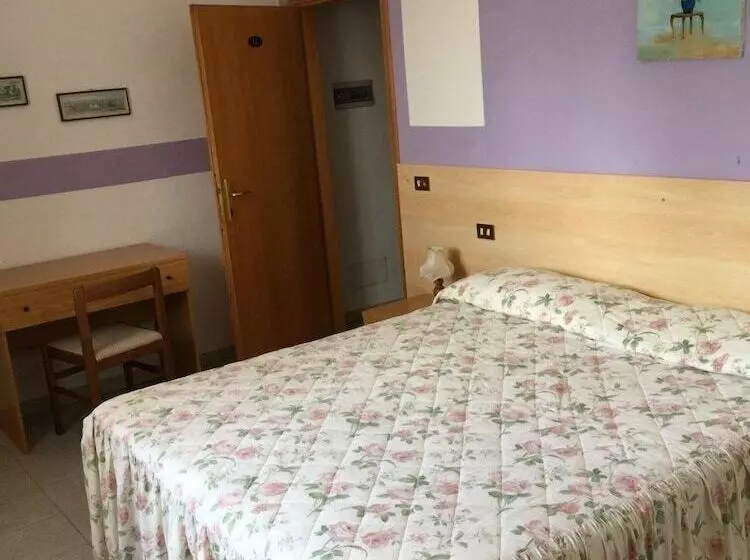 Hotelli Albergo Ristorante La Torretta