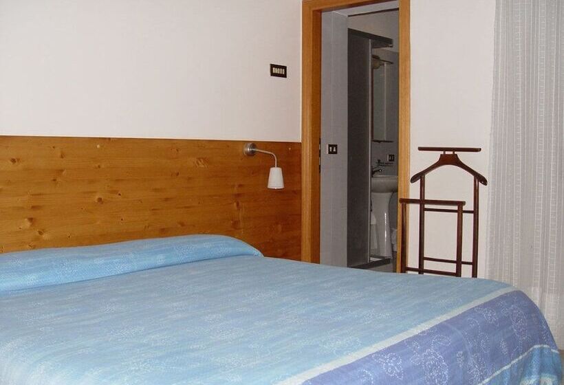 בית מלון כפרי Albergo Ristorante La Torretta