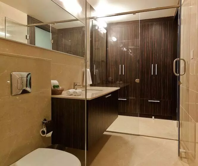 Hotelli Iris Premire