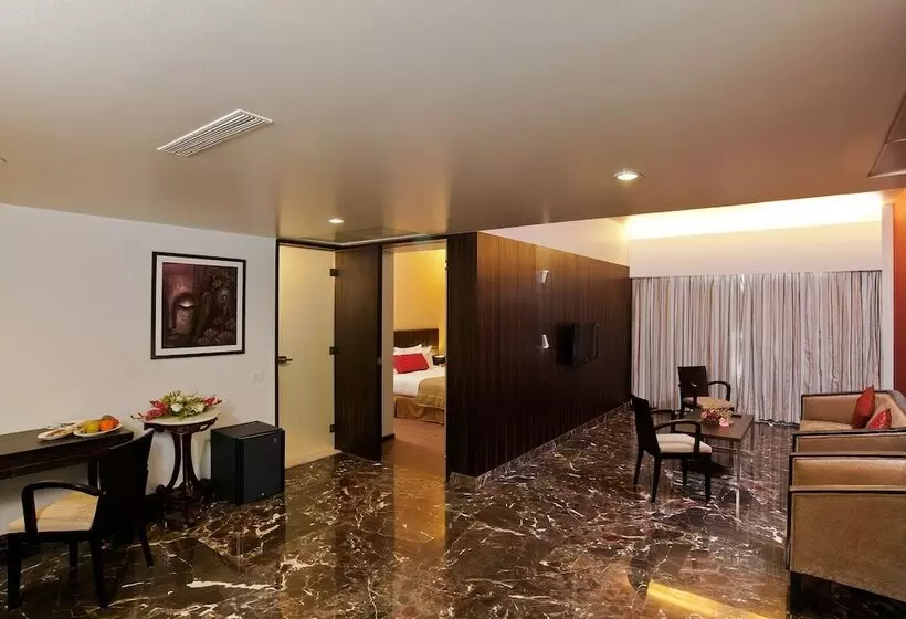 Hotelli Iris Premire