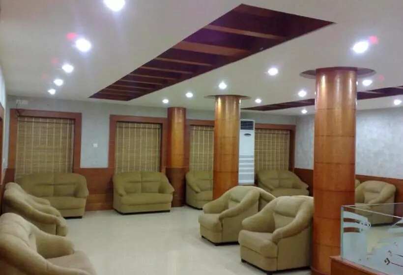 ホテル Kpm Regency