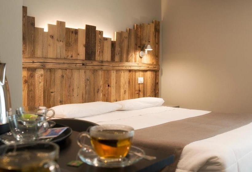 هتل Monte Emilius