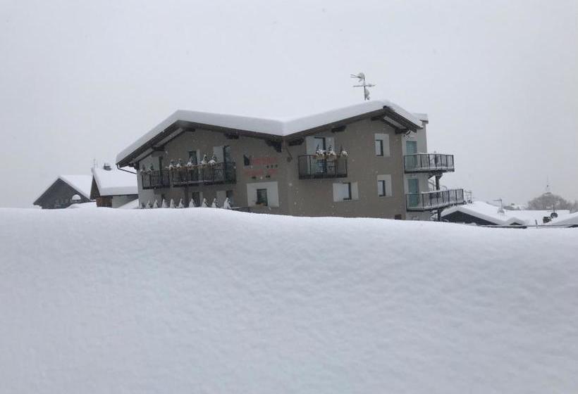 هتل Monte Emilius