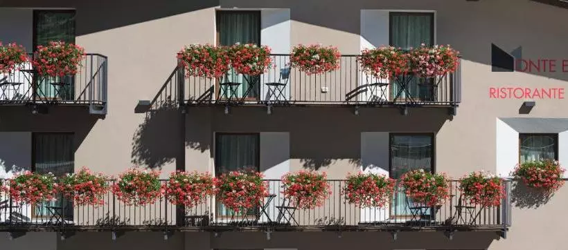 Hôtel Monte Emilius