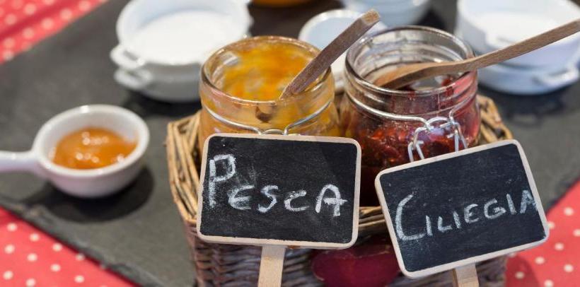 هتل Monte Emilius