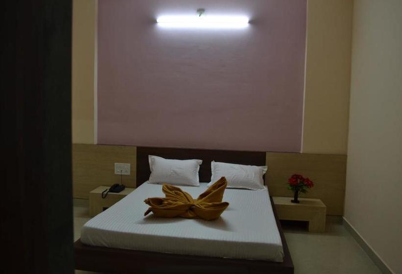 Hotel Somnath Atithigruh