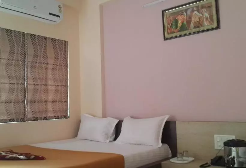 ホテル Somnath Atithigruh