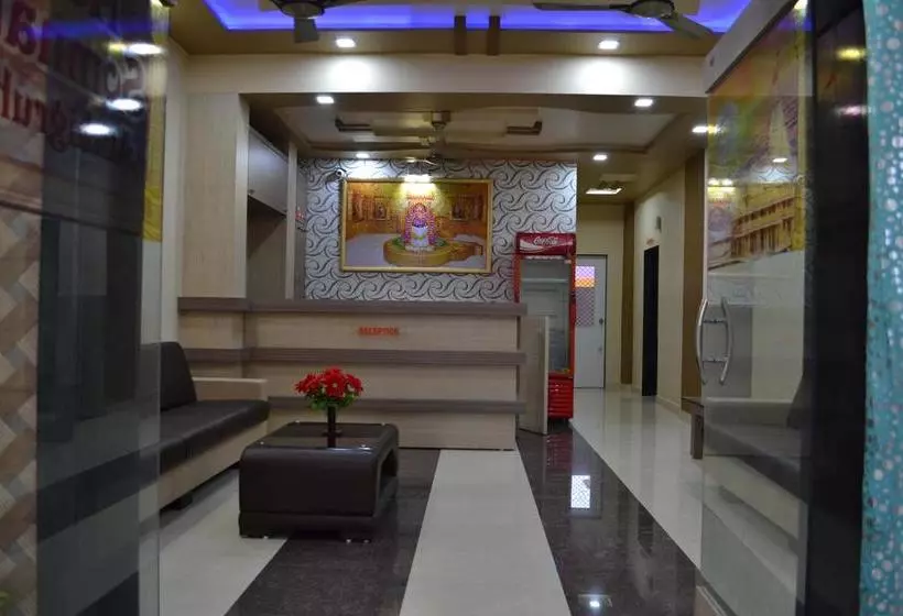 ホテル Somnath Atithigruh