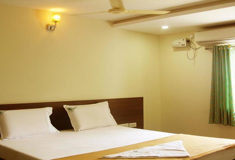 هتل Sri Kapileswara Residency