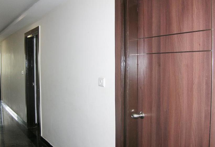 هتل Sri Kapileswara Residency