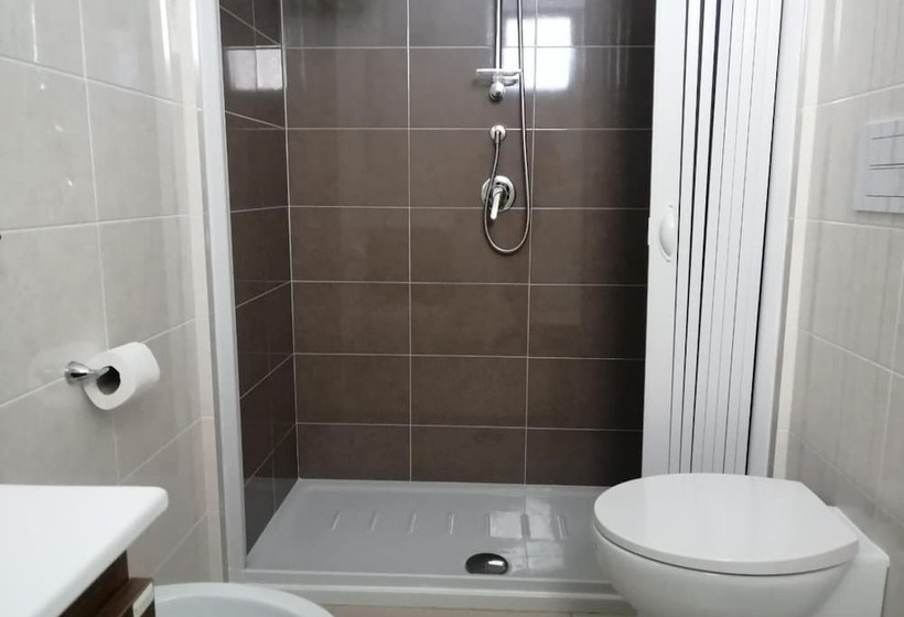 בית מלון כפרי Tirreno Formia