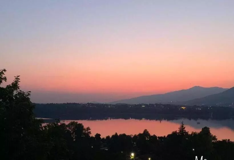 ユースホステル Residenza Molinatto