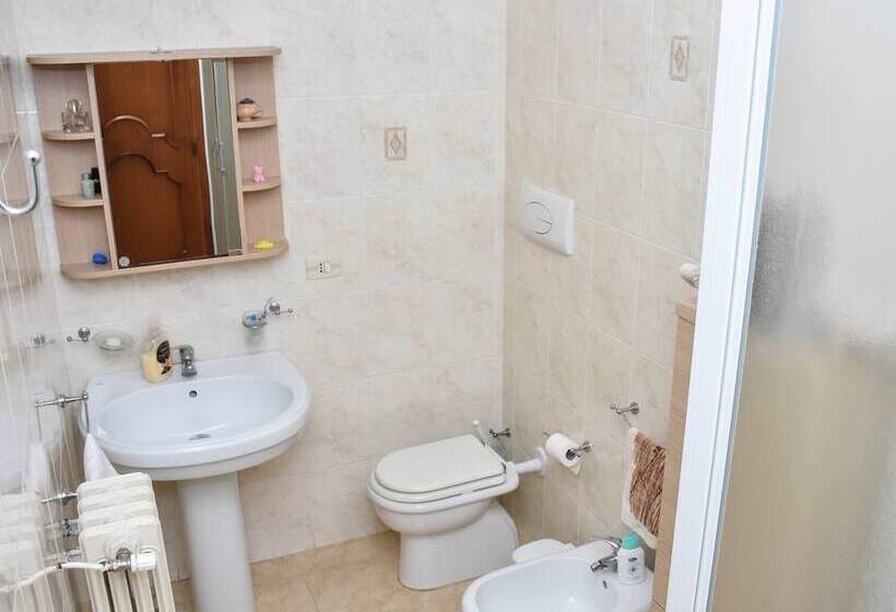 Bed and Breakfast Affittacamere Casa Di Nonna Lia