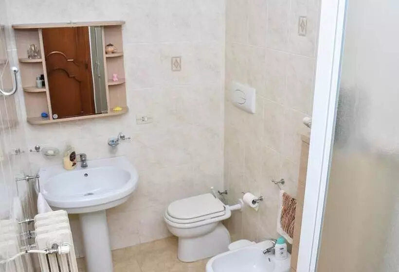 Bed and Breakfast Affittacamere Casa Di Nonna Lia