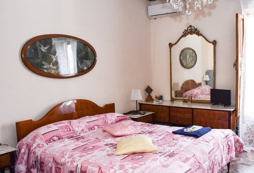 Bed and Breakfast Affittacamere Casa Di Nonna Lia