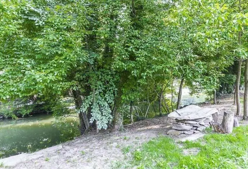 B&b Lambroriver