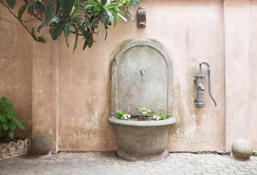 تختخواب و صبحانه Casa Dani&swing Bed&books