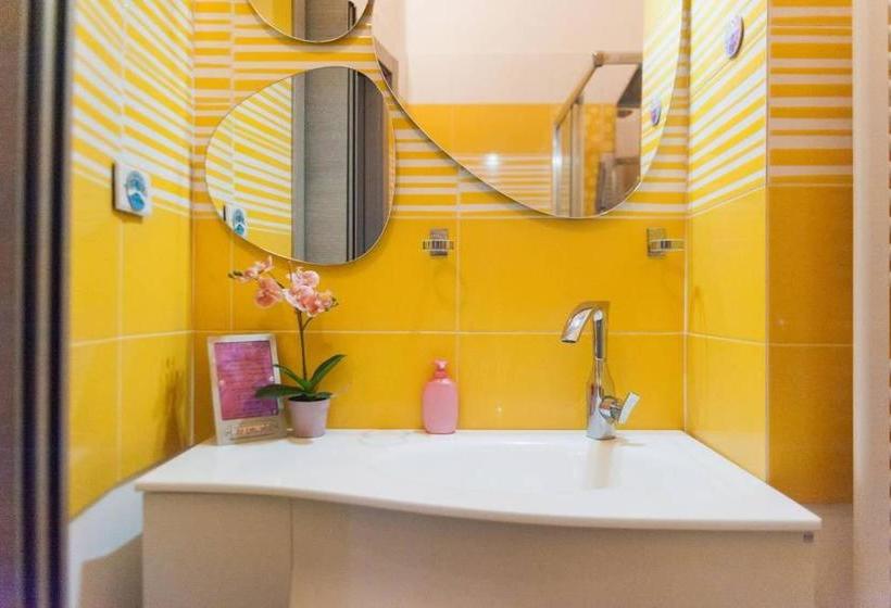 تختخواب و صبحانه Casa Dani&swing Bed&books