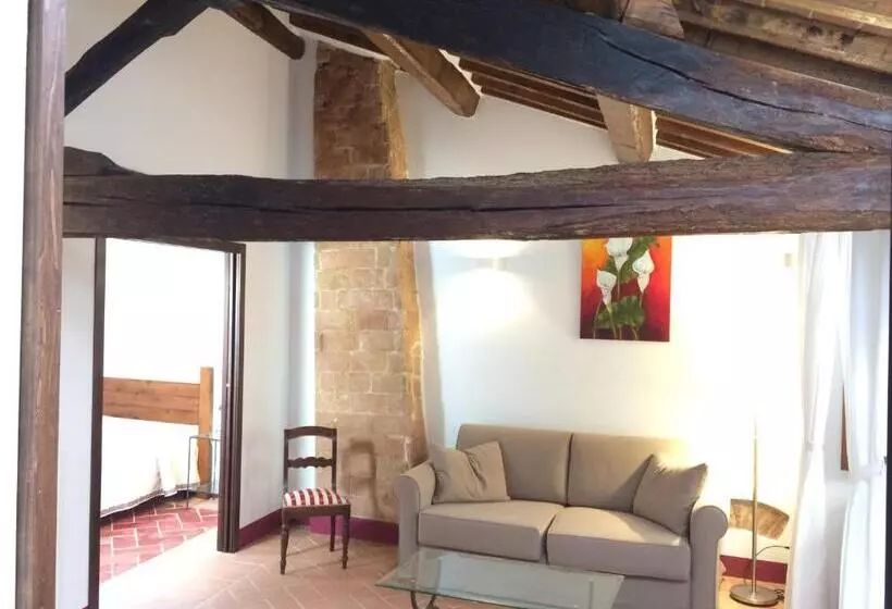تختخواب و صبحانه Il Palazzetto