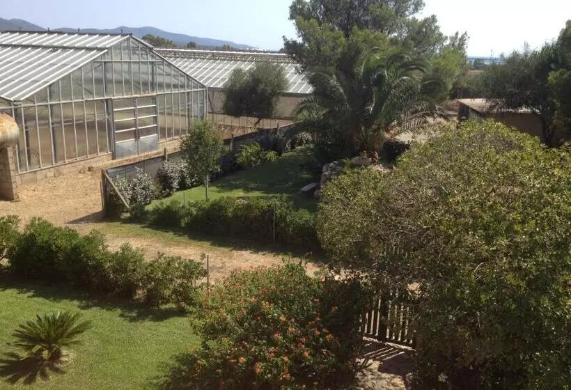 Aamiaismajoitus (B&B) La Contea