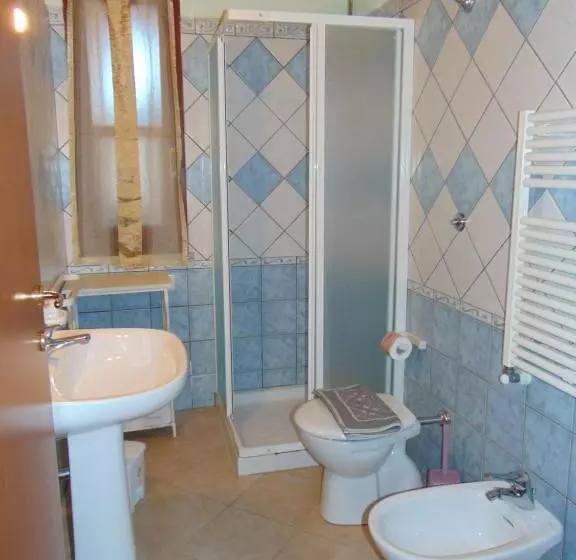 Aamiaismajoitus (B&B) La Contea