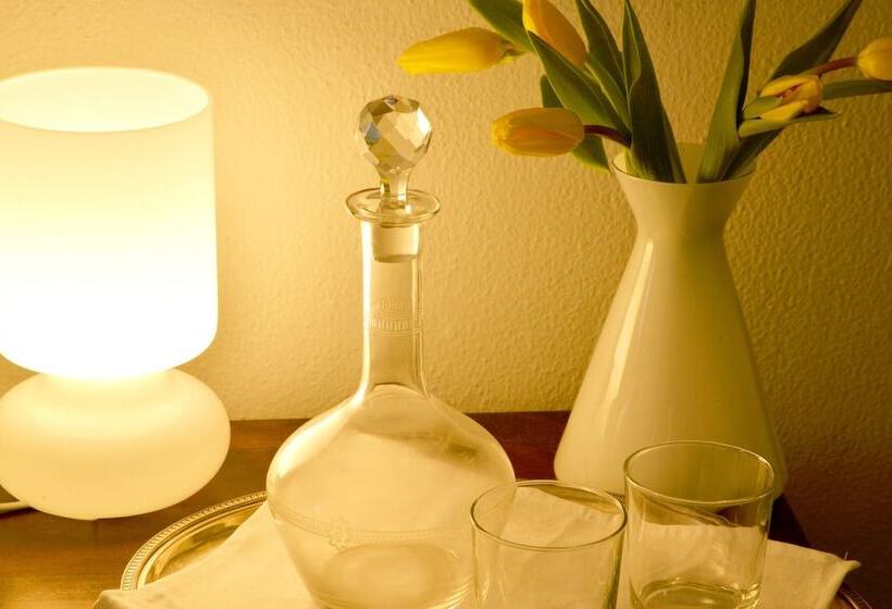 تختخواب و صبحانه La Luna E I Faló Luxury Accomodation