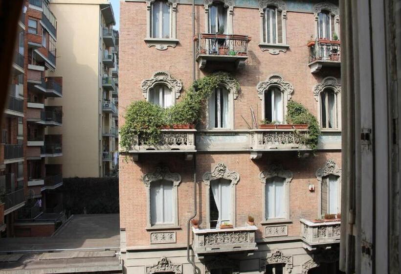 تختخواب و صبحانه La Luna E I Faló Luxury Accomodation