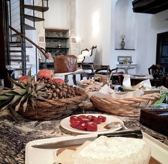 ベッドアンドブレックファースト La Madonetta   Dimora D Epoca