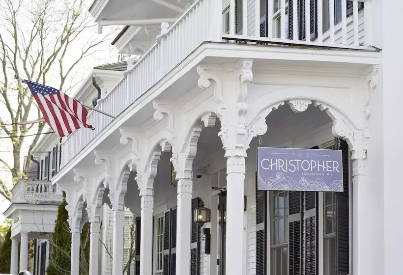 تختخواب و صبحانه The Christopher, The Edgartown Collection