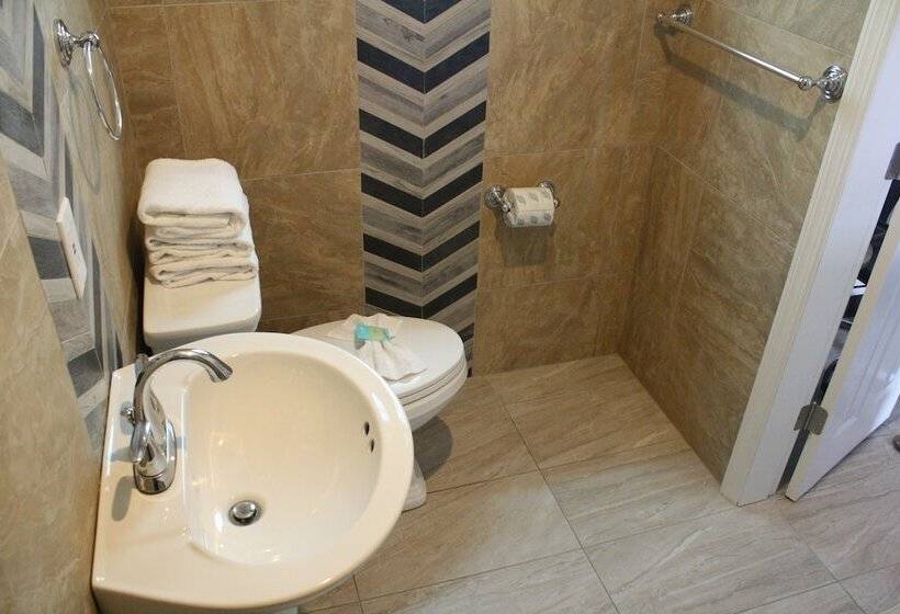 酒店 Beachside Resort