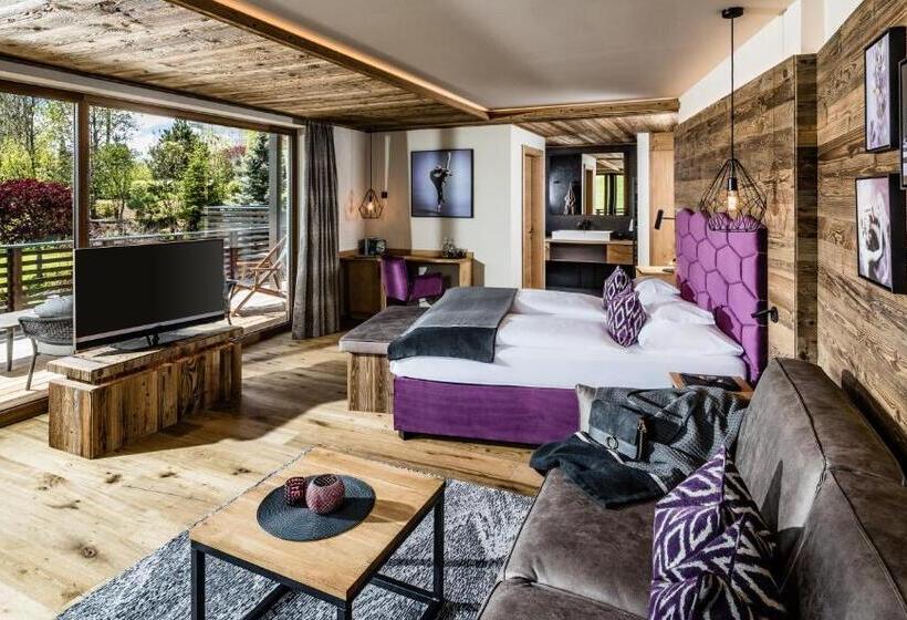 בית מלון כפרי Der Mesnerwirt   4 Superior   Meran 2000