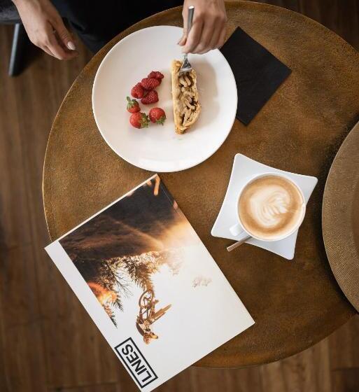 בית מלון כפרי Der Mesnerwirt   4 Superior   Meran 2000