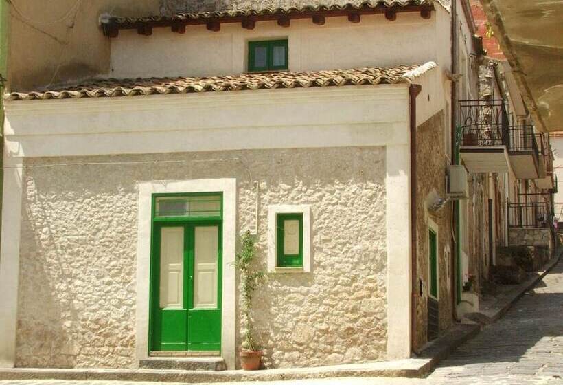 فندق Diffuso Montedoro