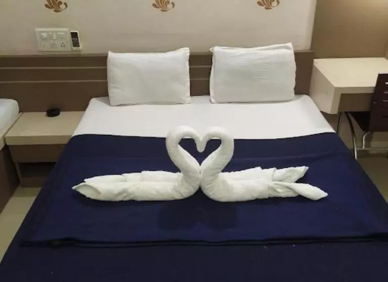 ホテル Divya Jyot Residency Bhuj