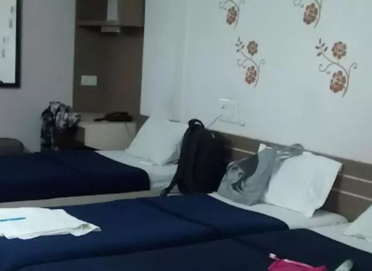 ホテル Divya Jyot Residency Bhuj