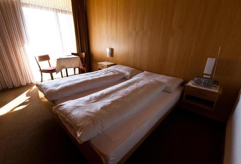 酒店 Garni Simplon