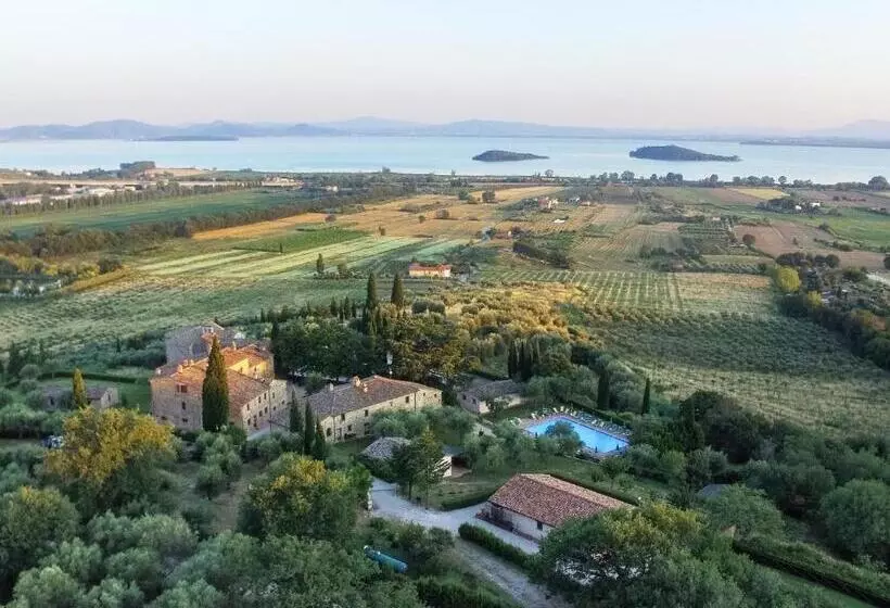 Lomakeskus Relais Borgo Torale