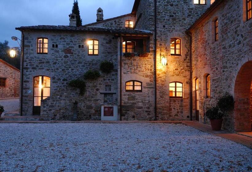 リゾートホテル Relais Borgo Torale