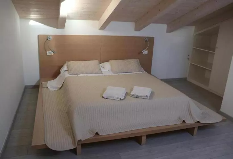 Aamiaismajoitus (B&B) Agriturismo La Torretta