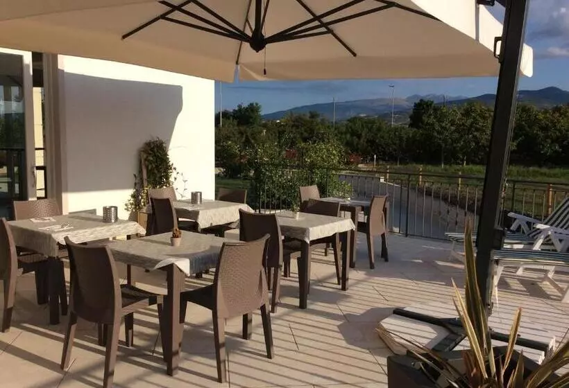 Aamiaismajoitus (B&B) Agriturismo La Torretta
