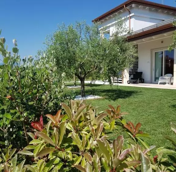 Aamiaismajoitus (B&B) Agriturismo La Torretta