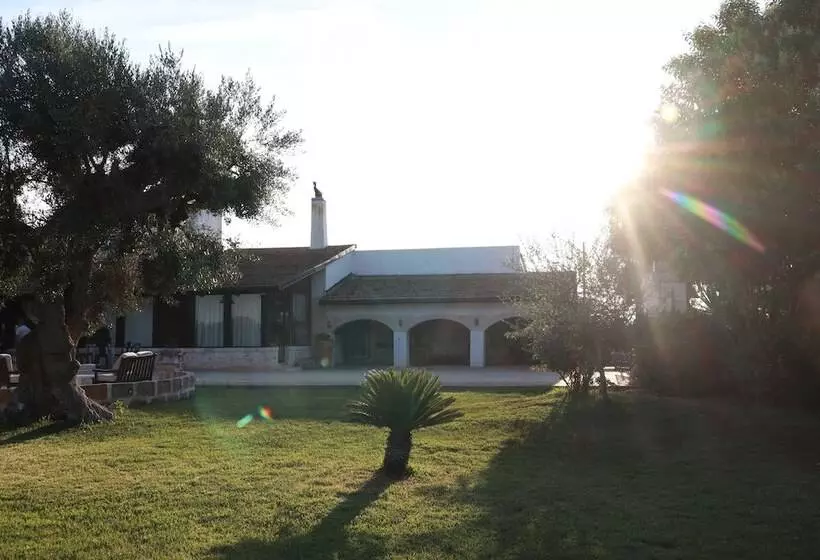 Aamiaismajoitus (B&B) Agriturismo Masseria Alberotanza