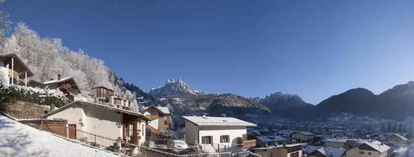 ベッドアンドブレックファースト Minavill La Casa Sulle Dolomiti