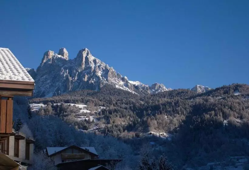 ベッドアンドブレックファースト Minavill La Casa Sulle Dolomiti