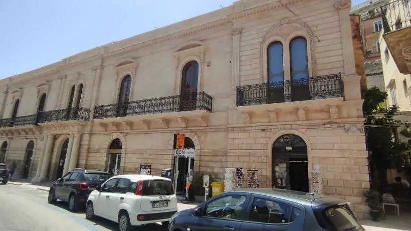 Aamiaismajoitus (B&B) Palazzo Santa Rosalia