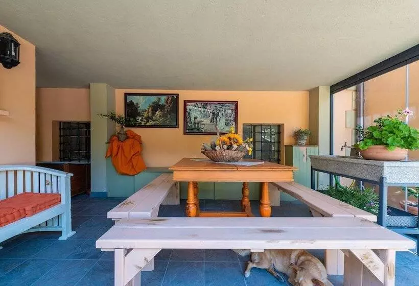 Aamiaismajoitus (B&B) Villa Mery