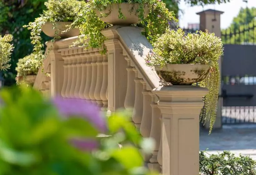 Aamiaismajoitus (B&B) Villa Mery