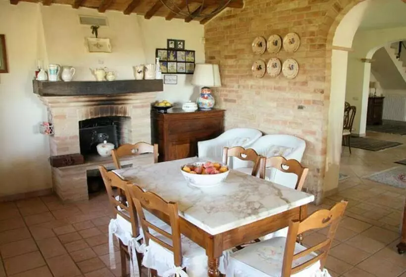 ベッドアンドブレックファースト Villarondanella