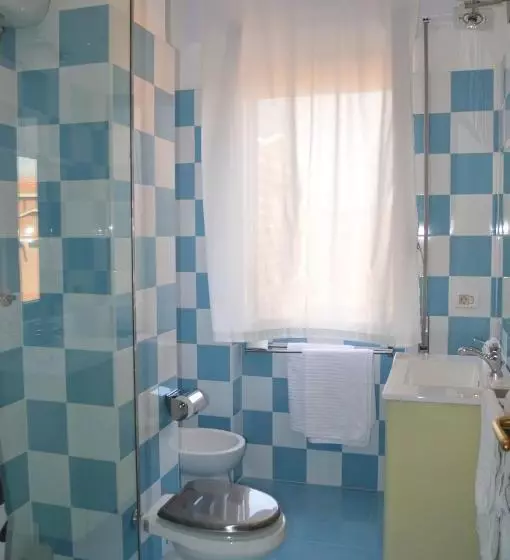 ホテル Torvaianica